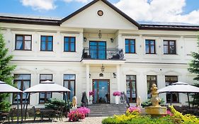 Pałac Uniejów